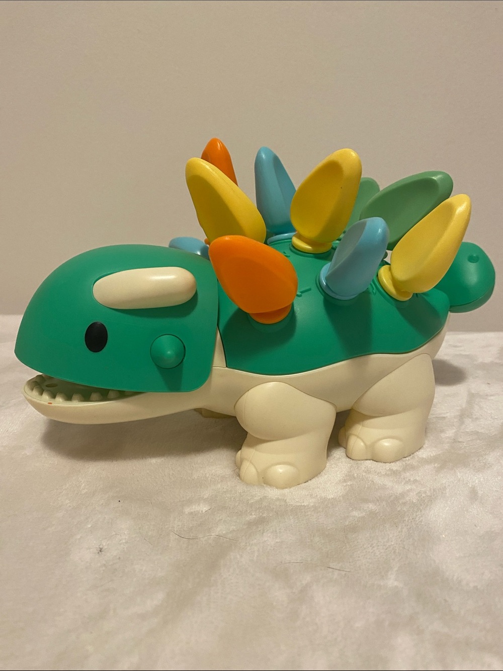 Coogam Spike the Ankylosaurus Sensory Toy pegs